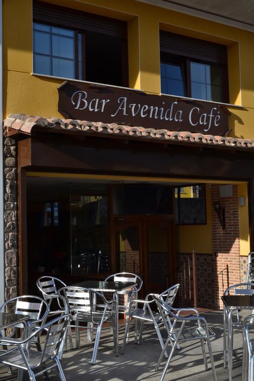 Hostal Avenida Arenas de San Pedro Eksteriør billede