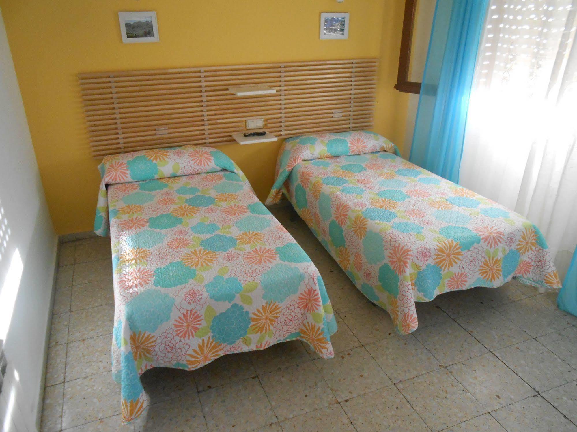 Hostal Avenida Arenas de San Pedro Eksteriør billede