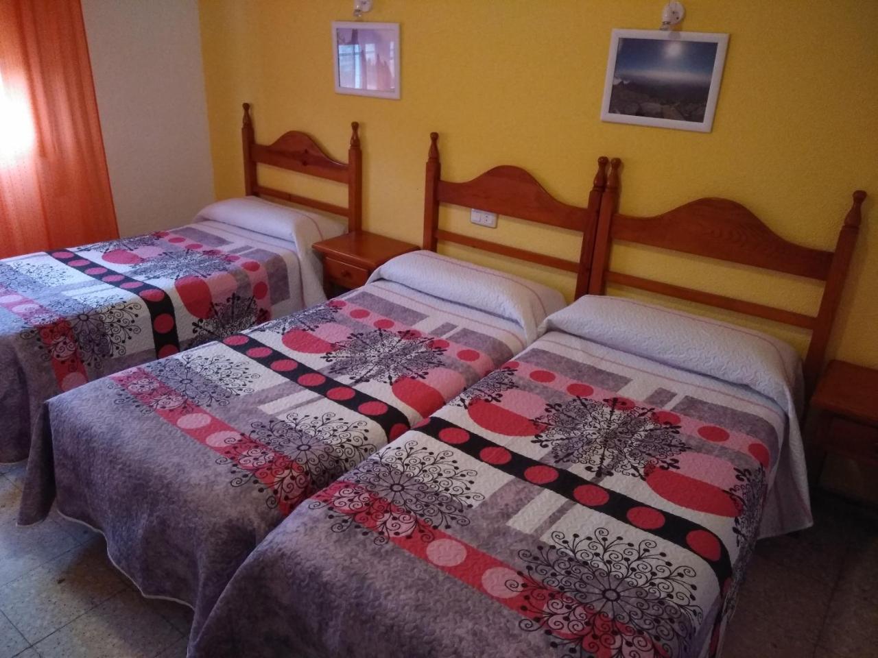 Hostal Avenida Arenas de San Pedro Eksteriør billede